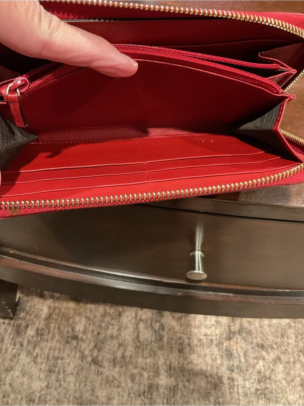 Gucci Red Embossed Leather Zip Card Holder